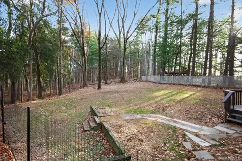 4 Carlyle Road Hyde Park NY 12538