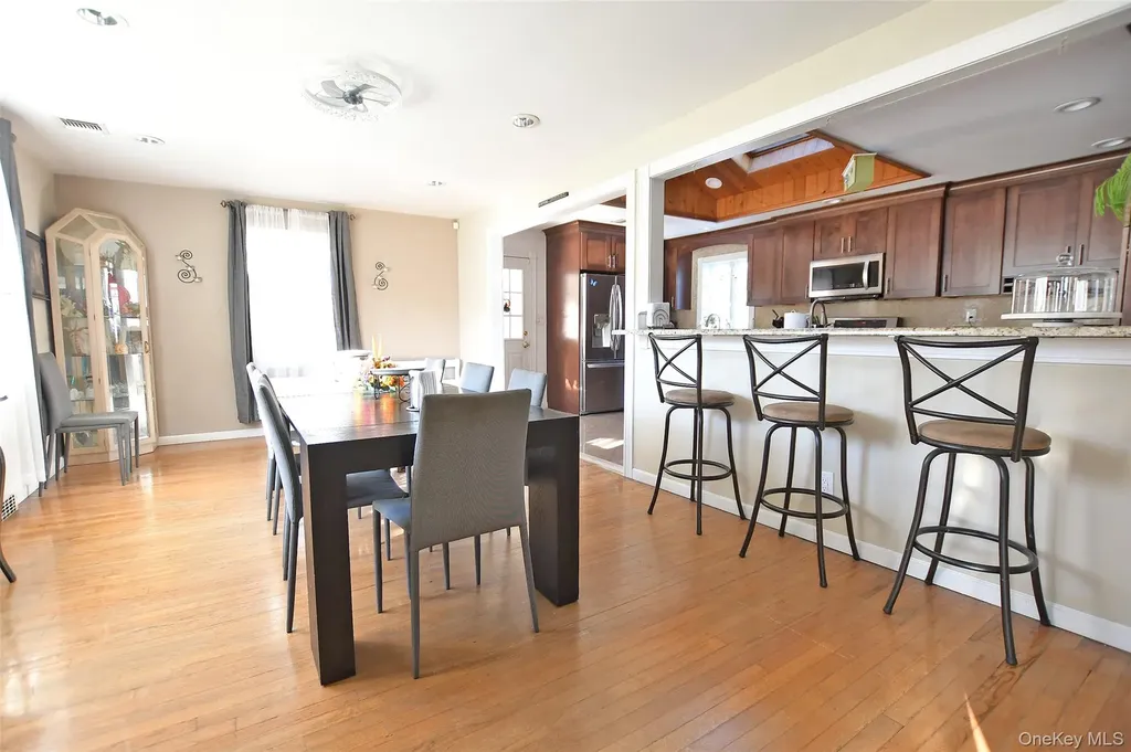 7 Maple Road Middle Island NY 11953