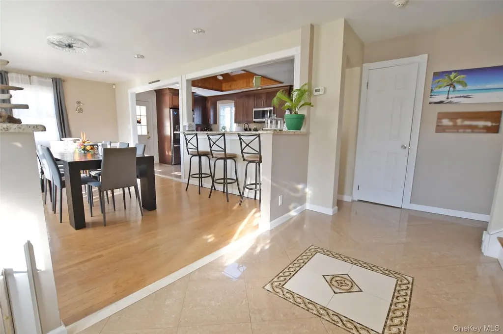 7 Maple Road Middle Island NY 11953