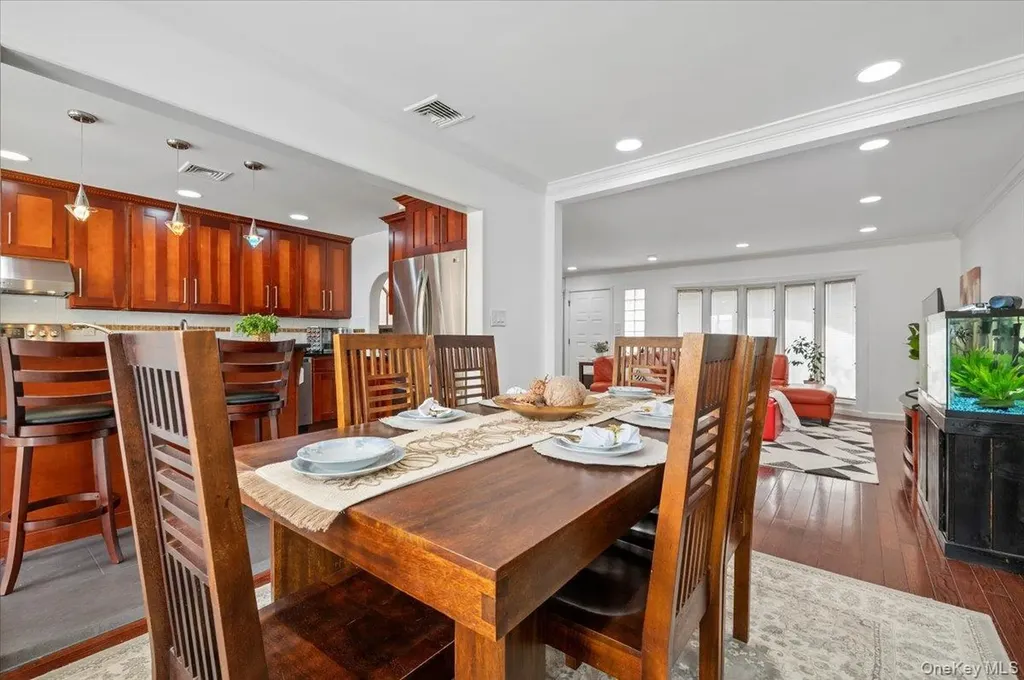 59 Hazelwood Drive Jericho NY 11753