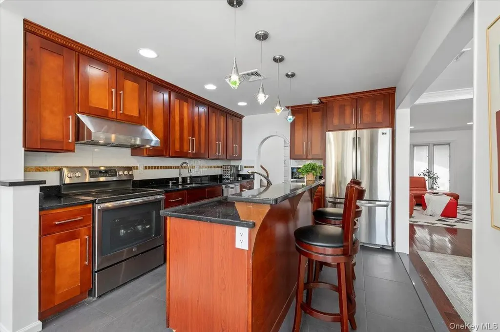 59 Hazelwood Drive Jericho NY 11753