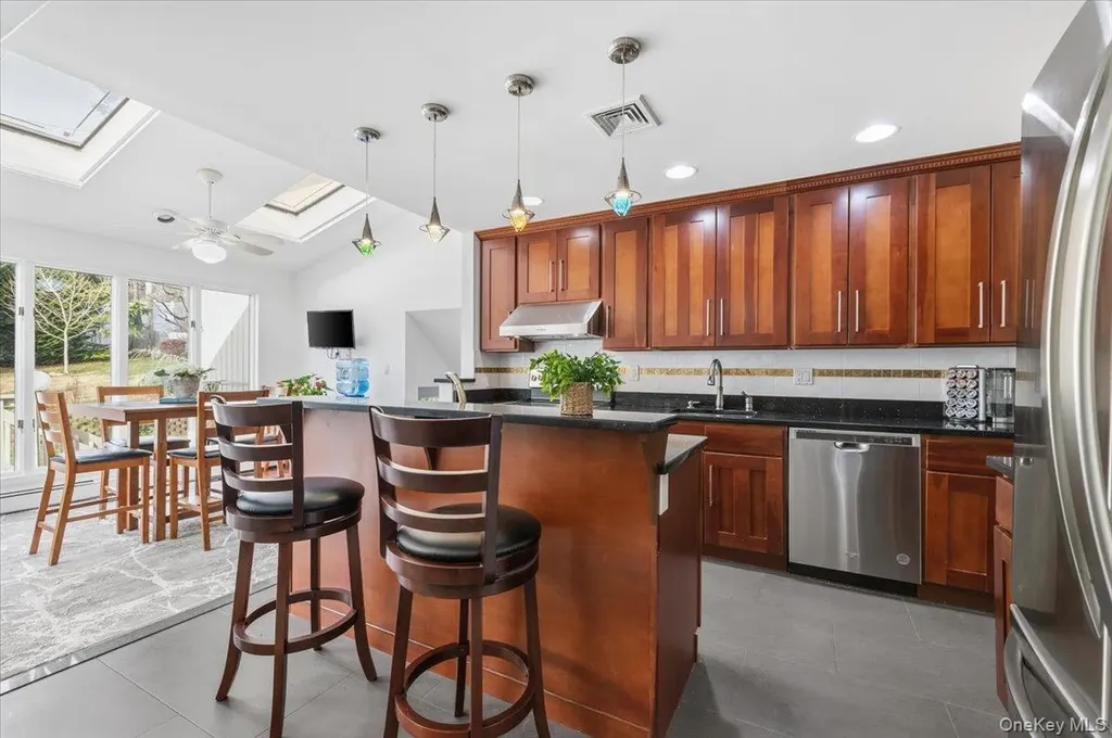 59 Hazelwood Drive Jericho NY 11753