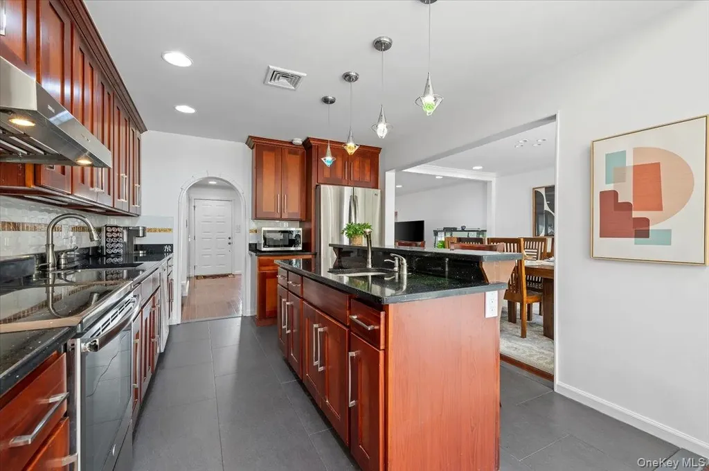 59 Hazelwood Drive Jericho NY 11753