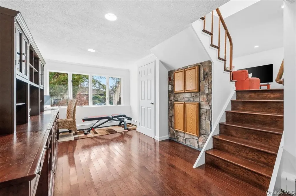 59 Hazelwood Drive Jericho NY 11753
