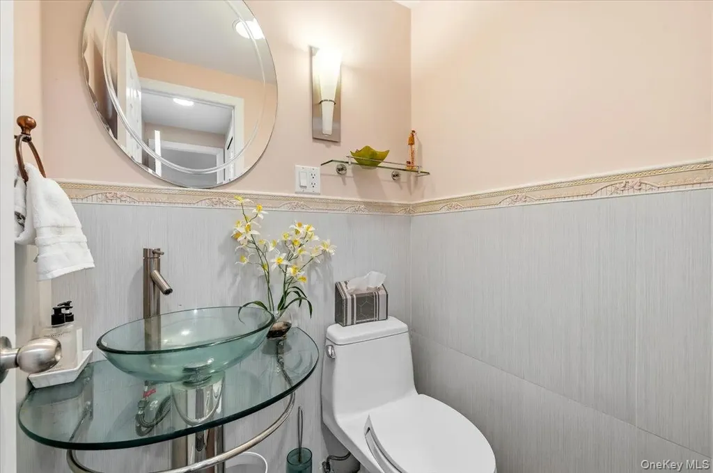 59 Hazelwood Drive Jericho NY 11753