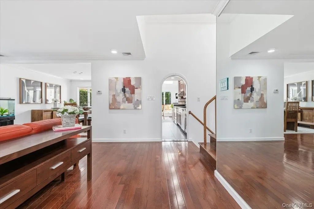 59 Hazelwood Drive Jericho NY 11753