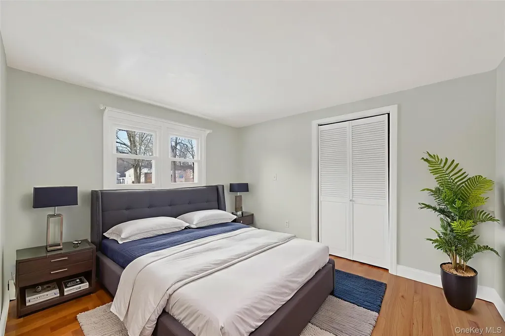 23 Bridle Path Newburgh NY 12550