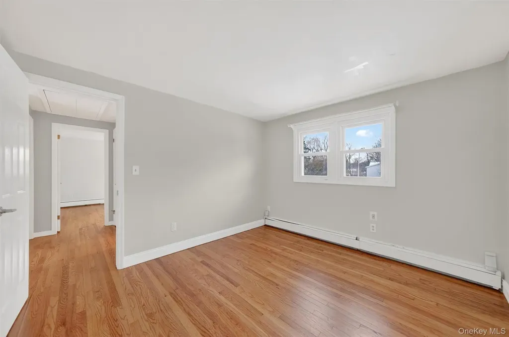 23 Bridle Path Newburgh NY 12550