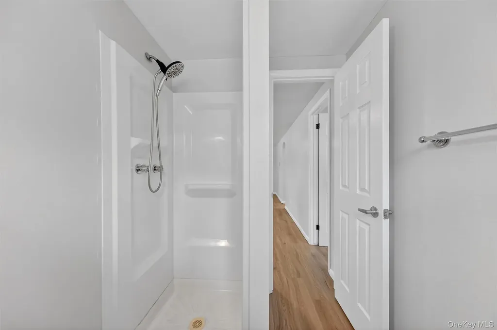 23 Bridle Path Newburgh NY 12550