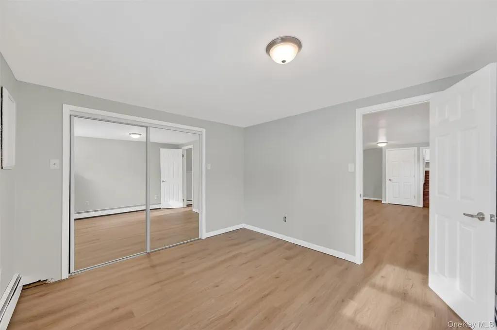 23 Bridle Path Newburgh NY 12550