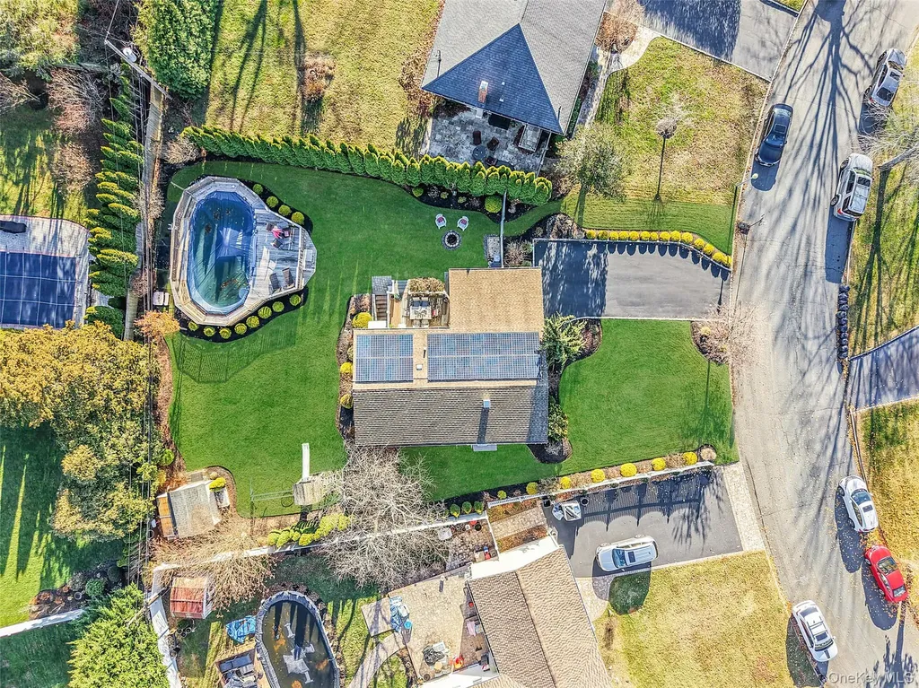 15 Penn Drive Smithtown NY 11787