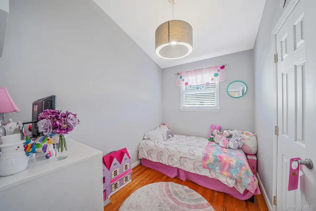 15 Penn Drive Smithtown NY 11787