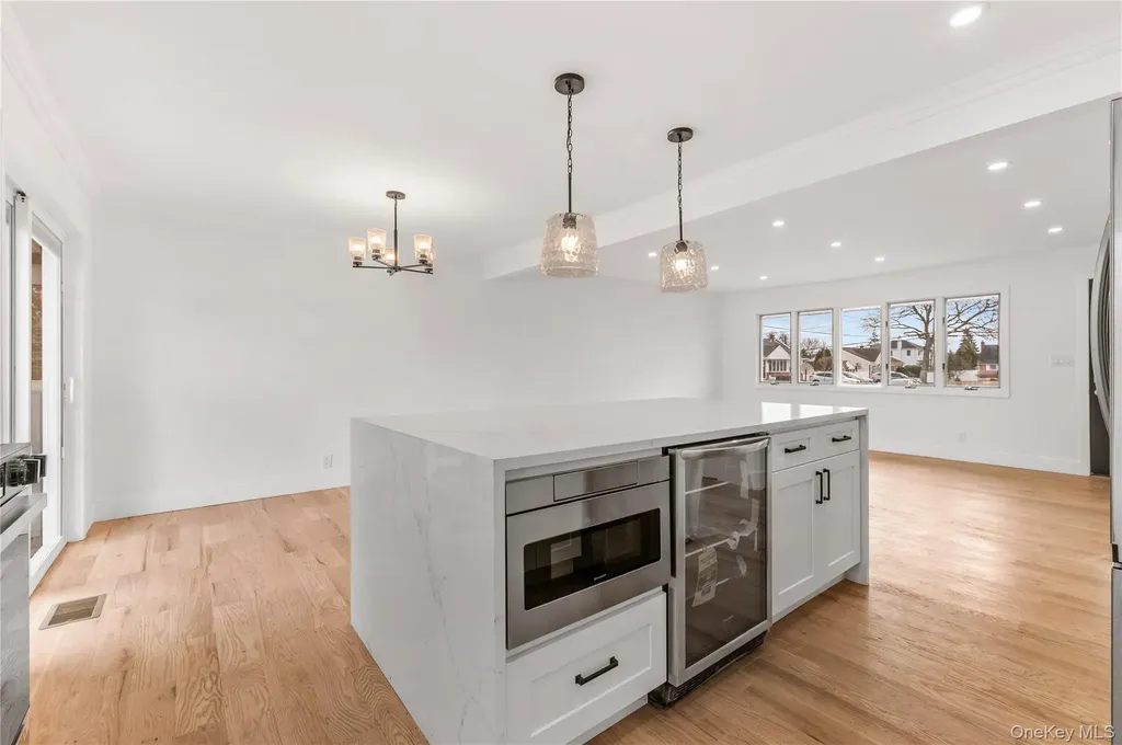 19 Hicks Avenue Syosset NY 11791