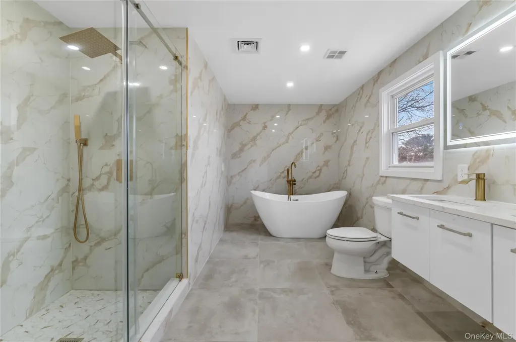 19 Hicks Avenue Syosset NY 11791