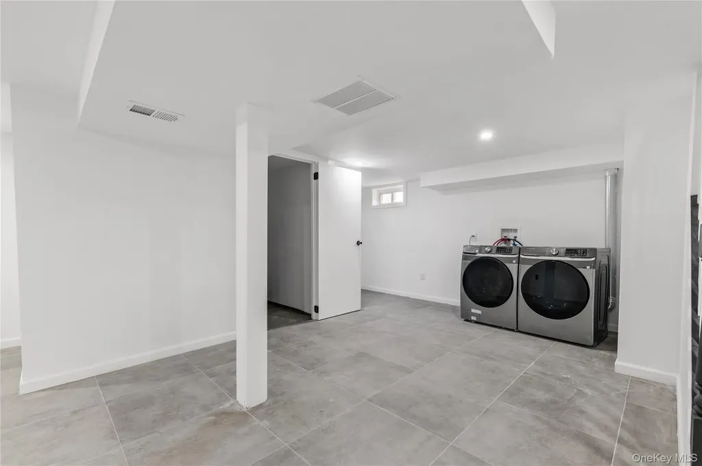 19 Hicks Avenue Syosset NY 11791