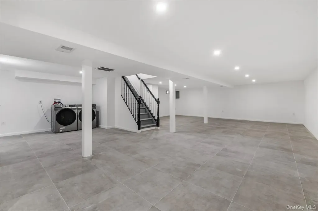 19 Hicks Avenue Syosset NY 11791