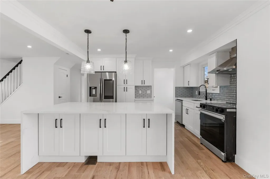 19 Hicks Avenue Syosset NY 11791
