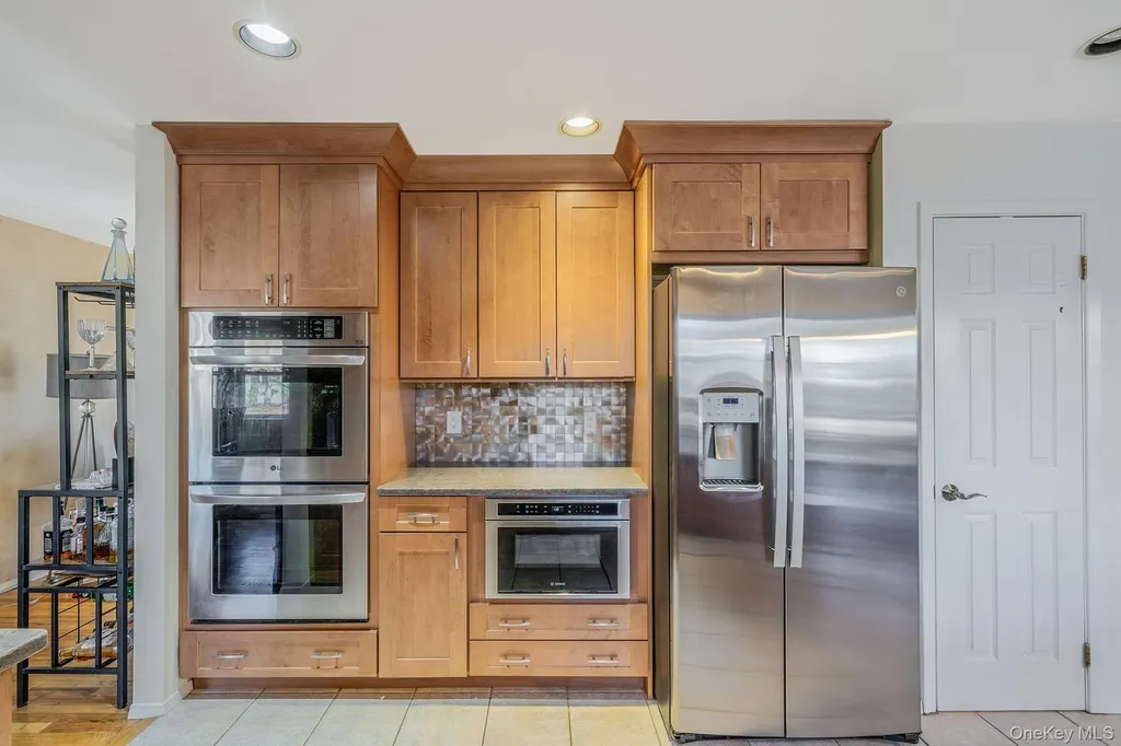 9 Minto Court Centereach NY 11720