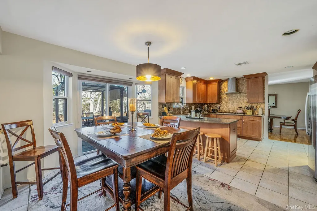 9 Minto Court Centereach NY 11720