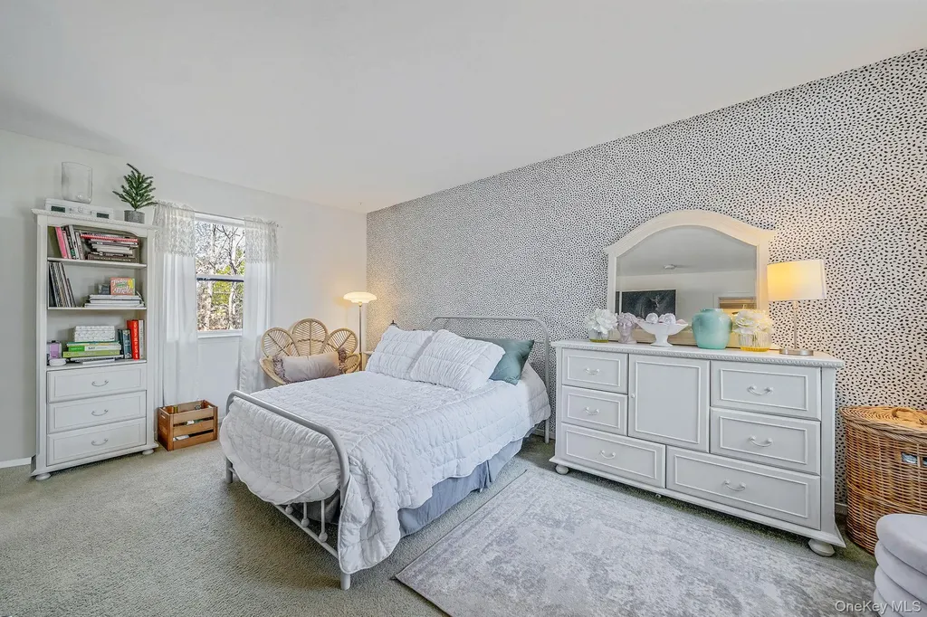 9 Minto Court Centereach NY 11720