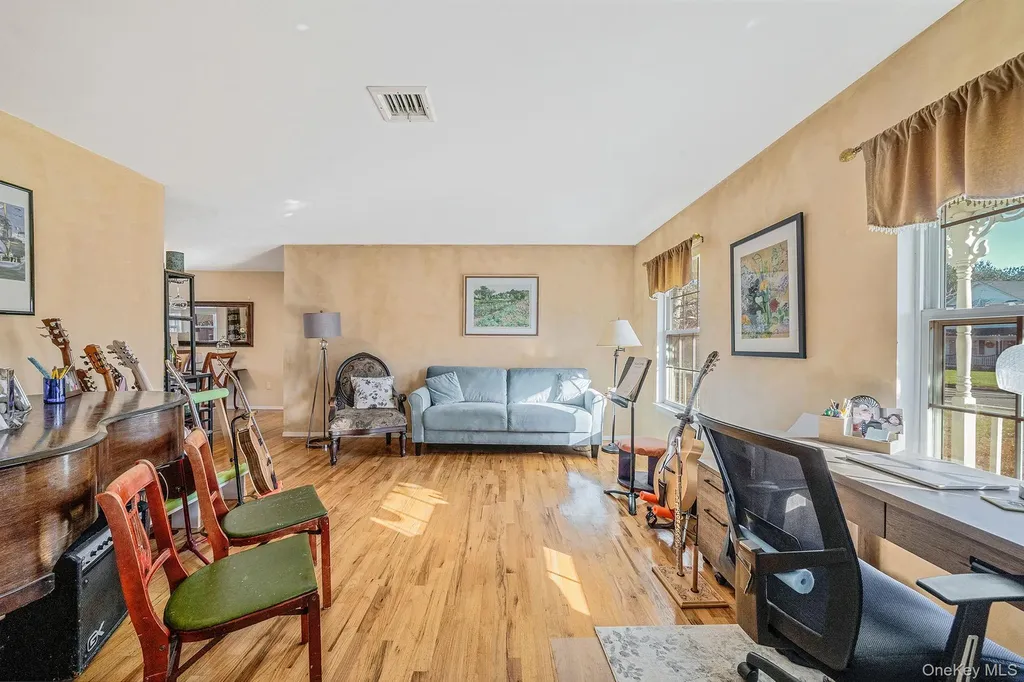 9 Minto Court Centereach NY 11720