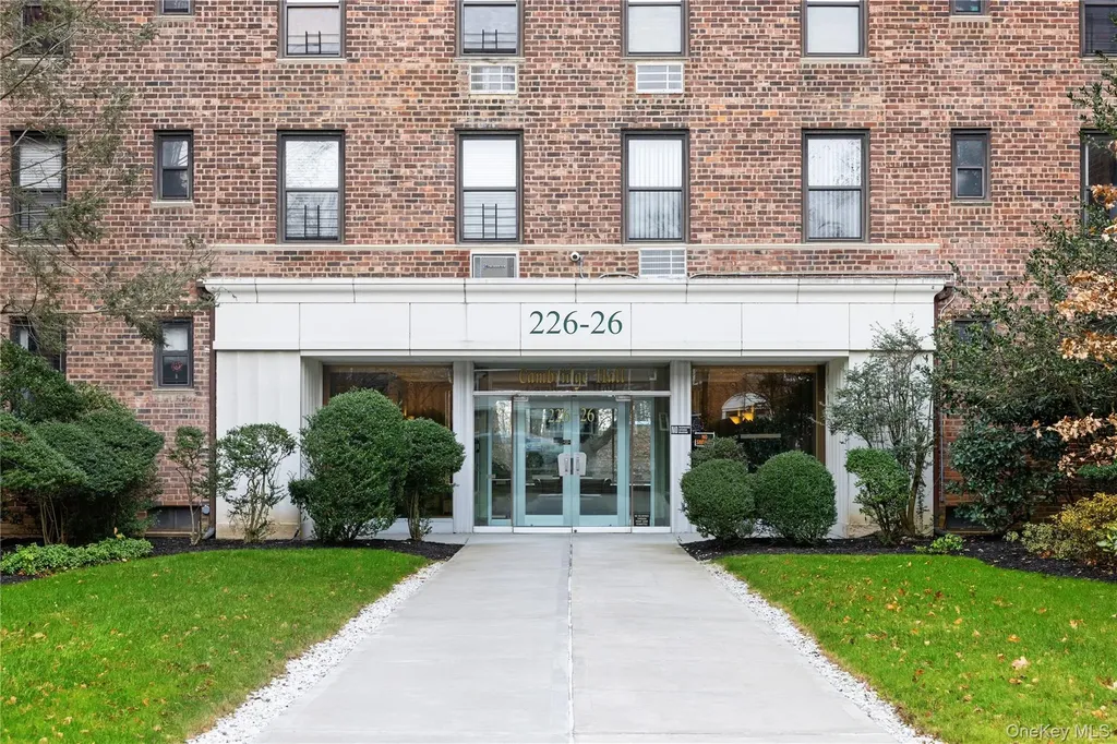 226-26 Union Turnpike Bayside NY 11364