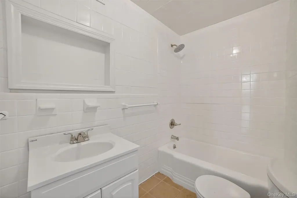 43 Arthur Place Yonkers NY 10701
