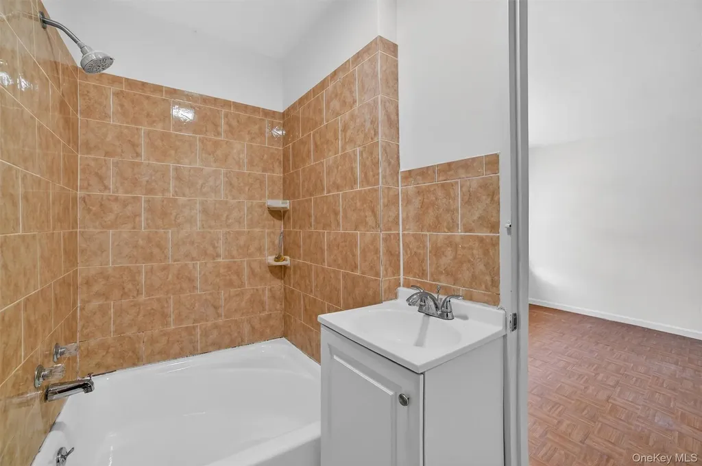 43 Arthur Place Yonkers NY 10701