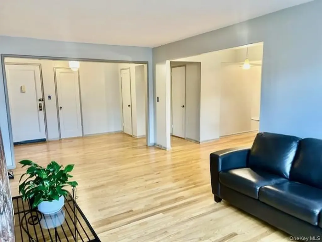 465 E Lincoln Avenue Mount Vernon NY 10552