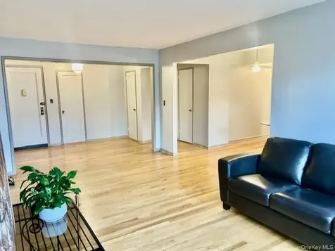 465 E Lincoln Avenue Mount Vernon NY 10552
