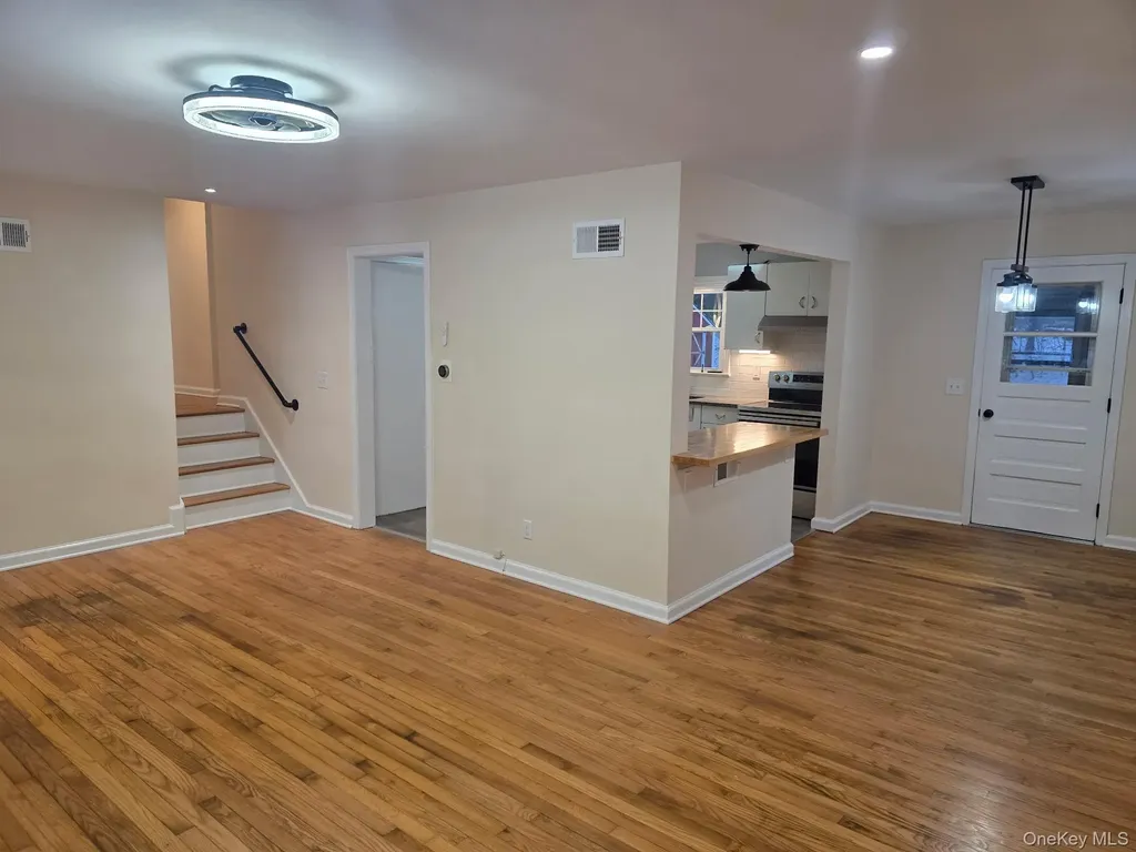 19 Ann Street Poughkeepsie NY 12603