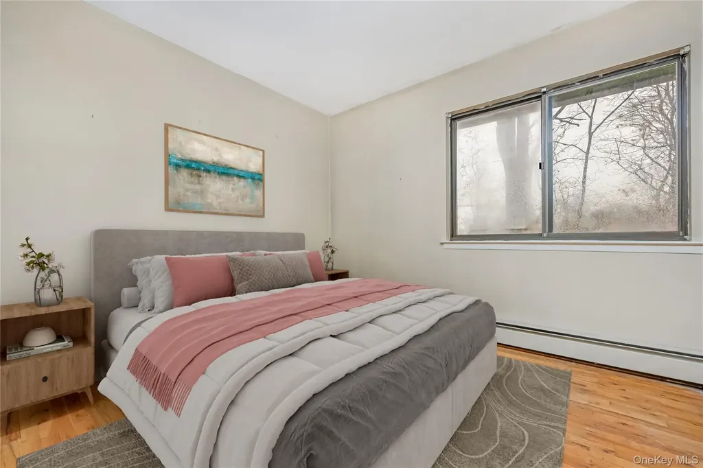 21 Hitching Post Lane Glen Cove NY 11542
