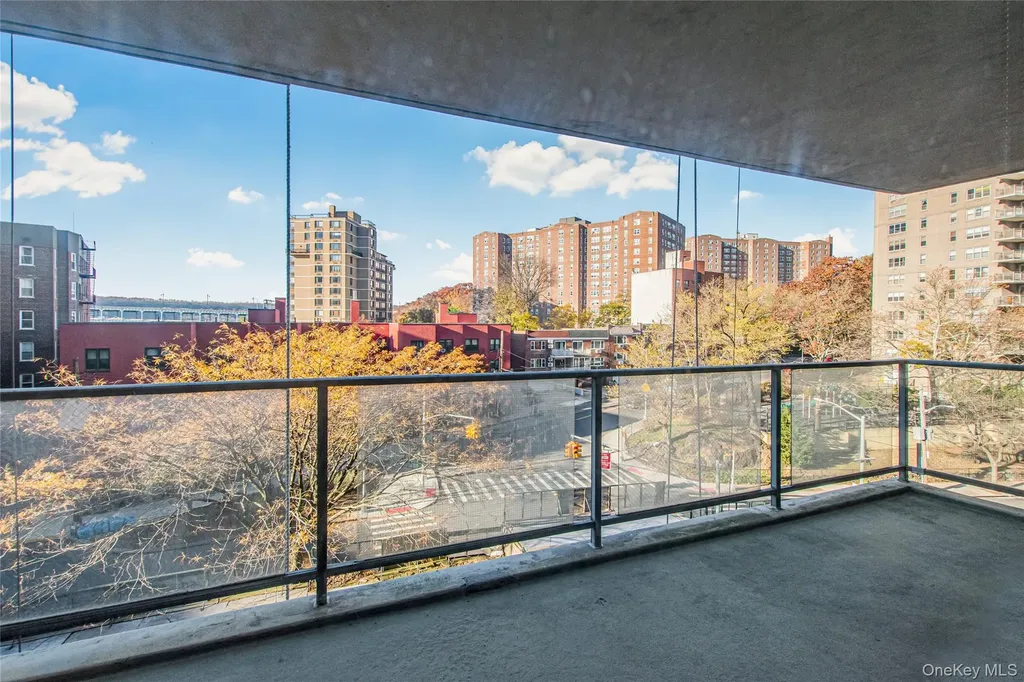 2500 Johnson Avenue Bronx NY 10463