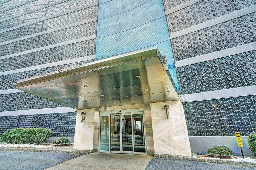 2400 Johnson Avenue Bronx NY 10463