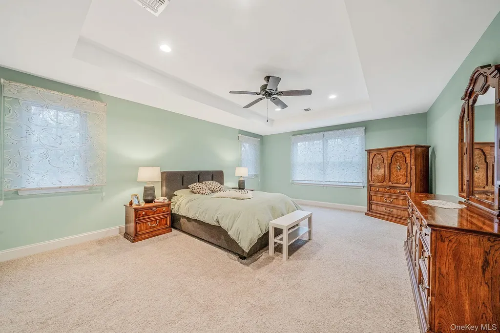 152 Wood Road Centereach NY 11720