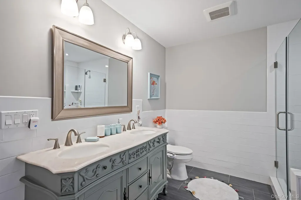 152 Wood Road Centereach NY 11720