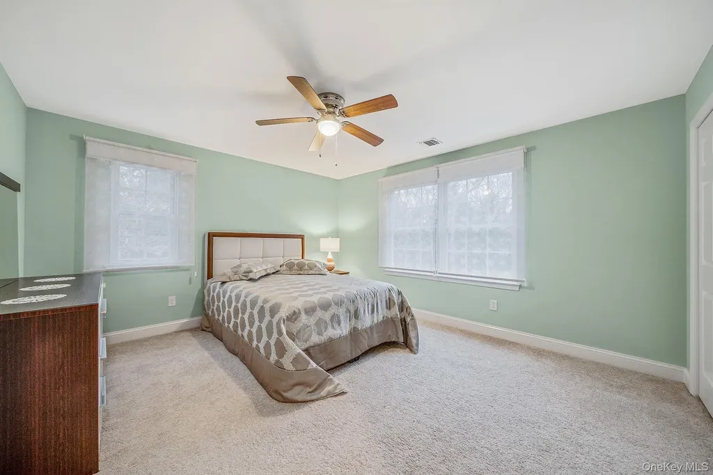 152 Wood Road Centereach NY 11720