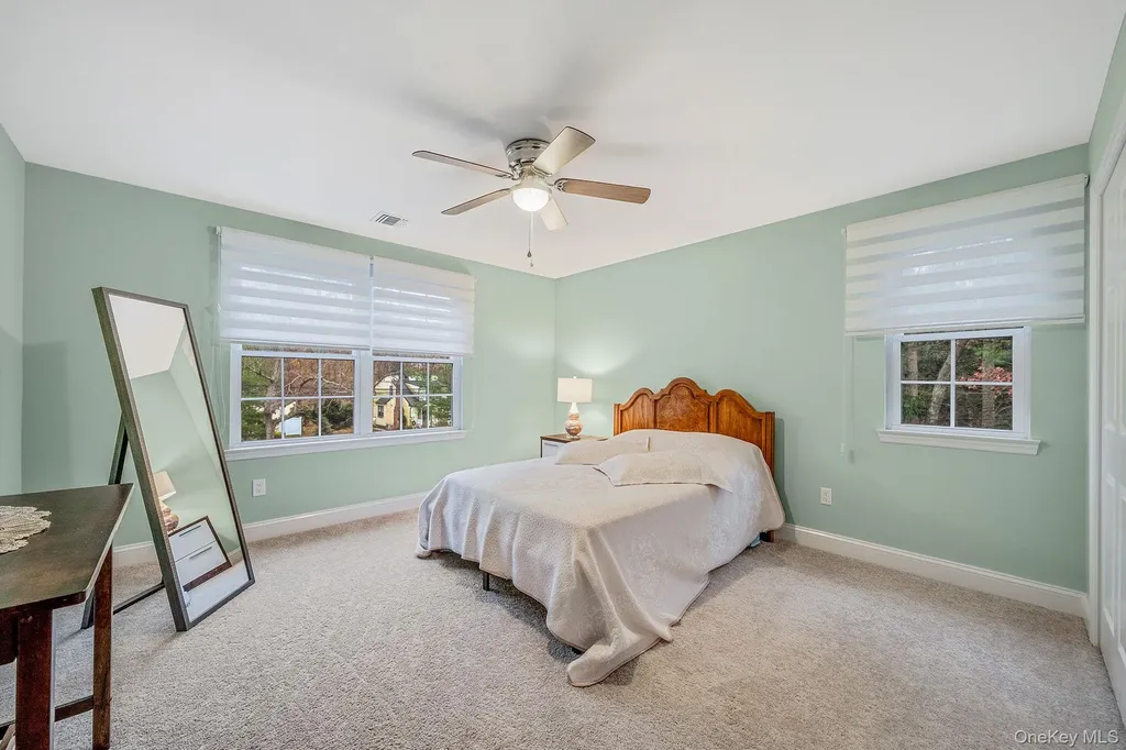 152 Wood Road Centereach NY 11720
