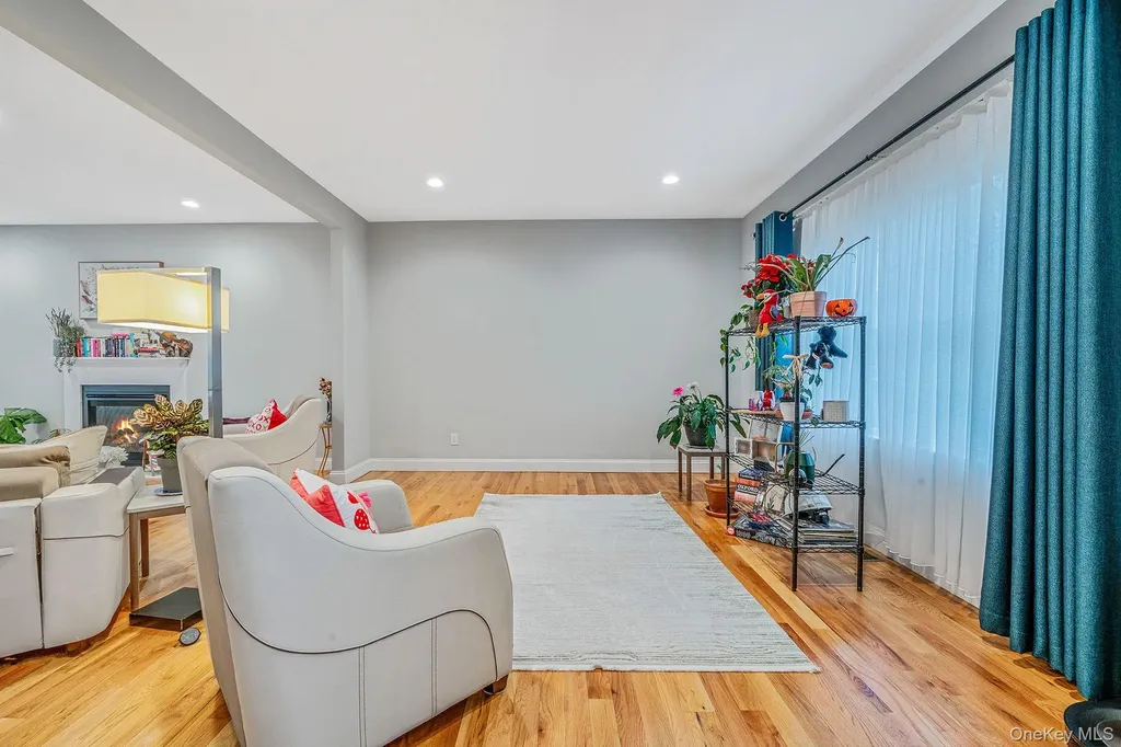 152 Wood Road Centereach NY 11720