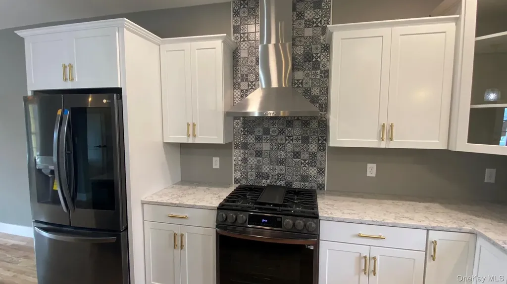 546 S Plank Road Westtown NY 10998