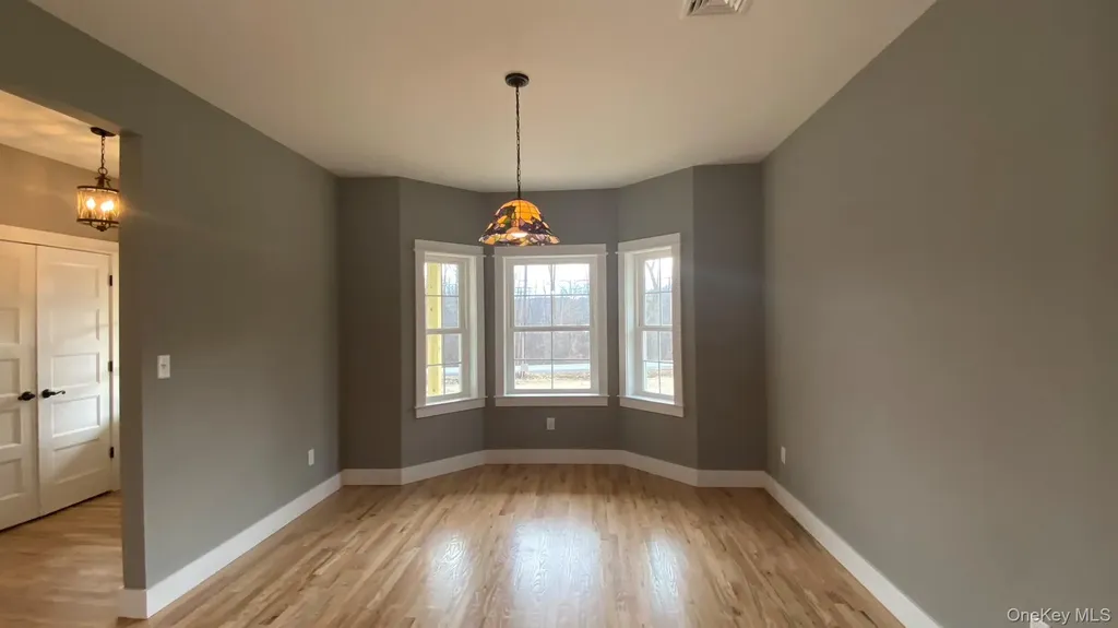546 S Plank Road Westtown NY 10998