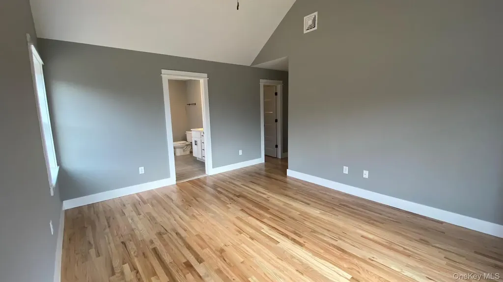 546 S Plank Road Westtown NY 10998
