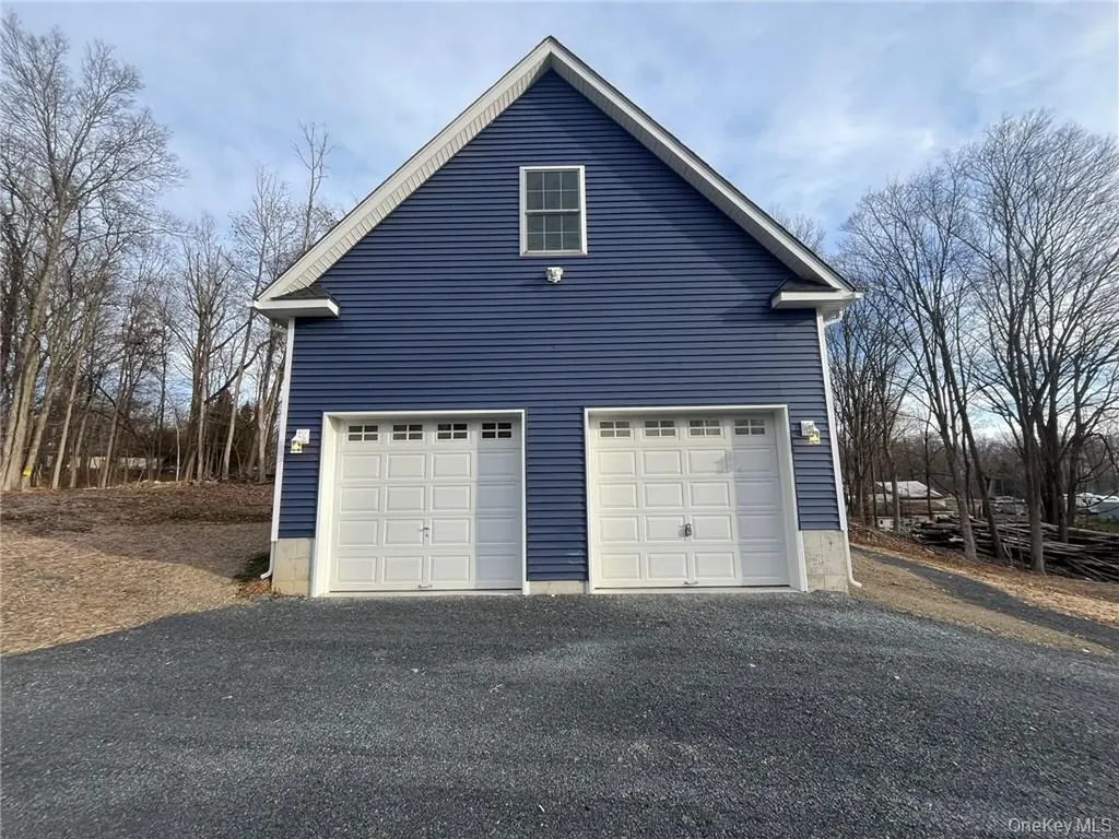 546 S Plank Road Westtown NY 10998