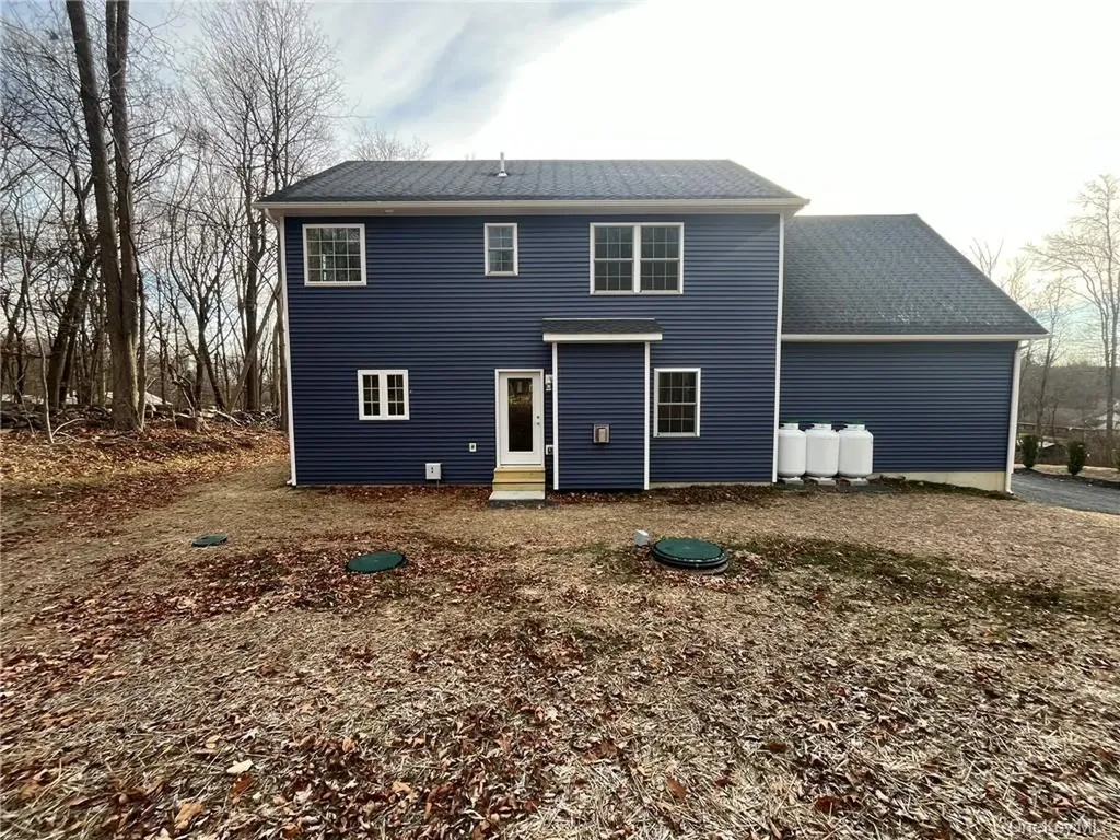 546 S Plank Road Westtown NY 10998