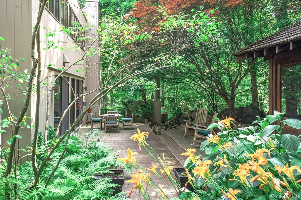 20 Cole Drive Armonk NY 10504