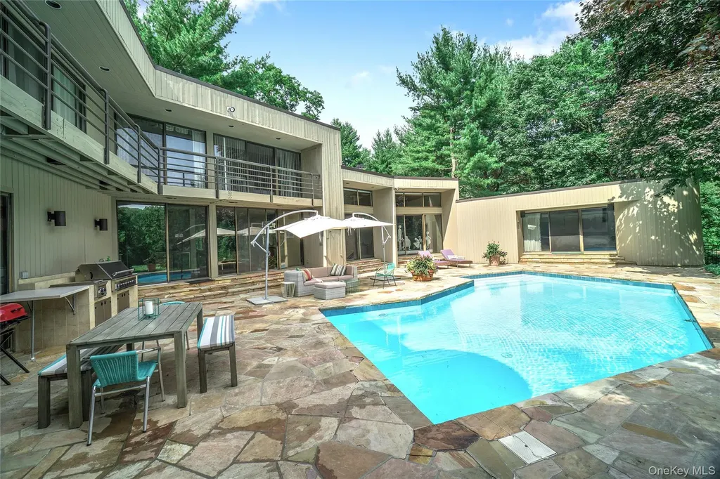 20 Cole Drive Armonk NY 10504
