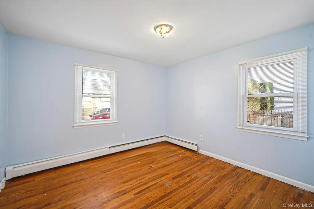 182 New York Avenue Bay Shore NY 11706