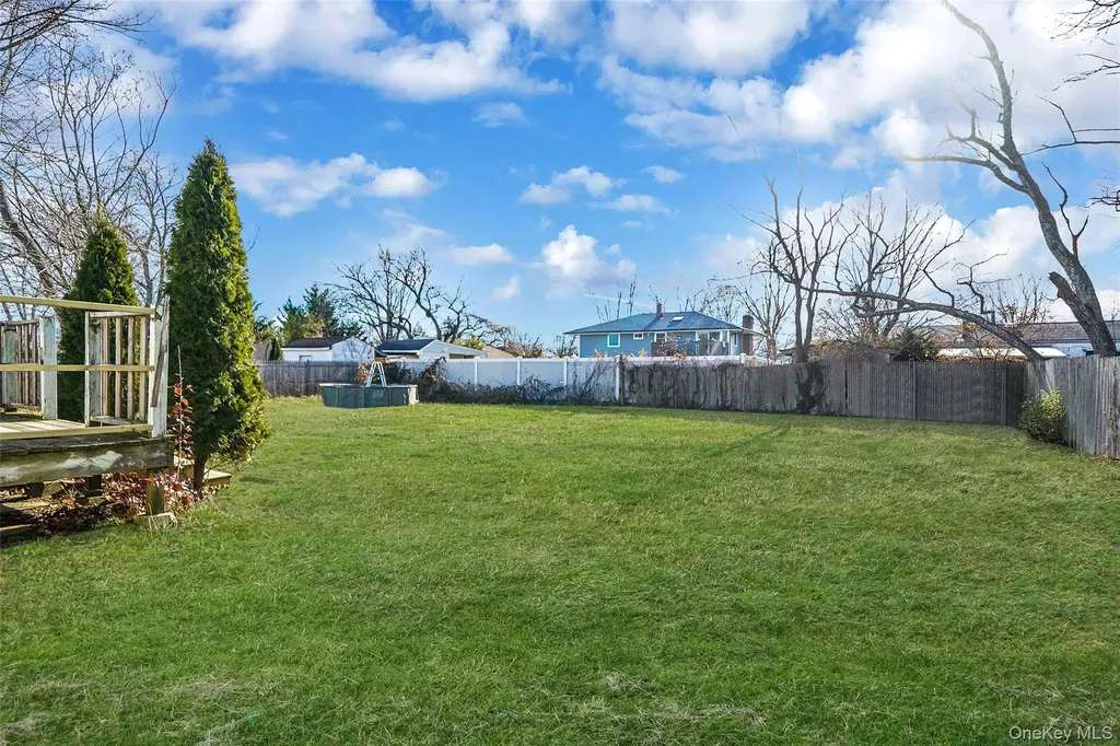 182 New York Avenue Bay Shore NY 11706