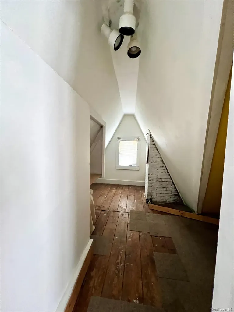 67 Dutchess Terrace Beacon NY 12508