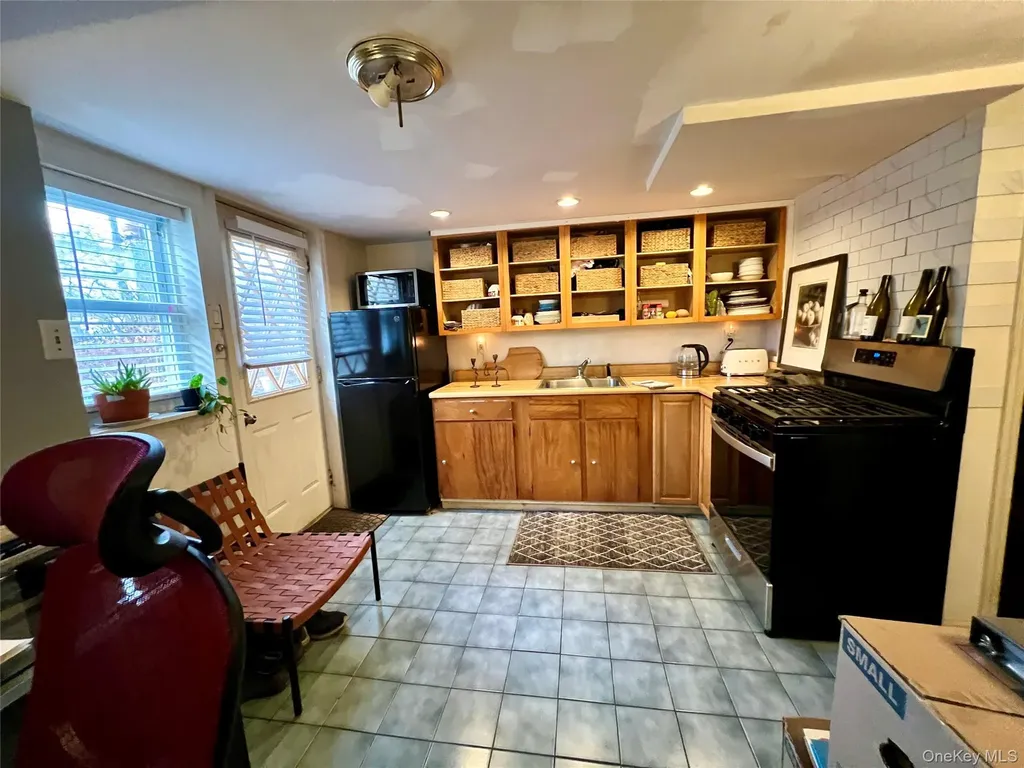 67 Dutchess Terrace Beacon NY 12508